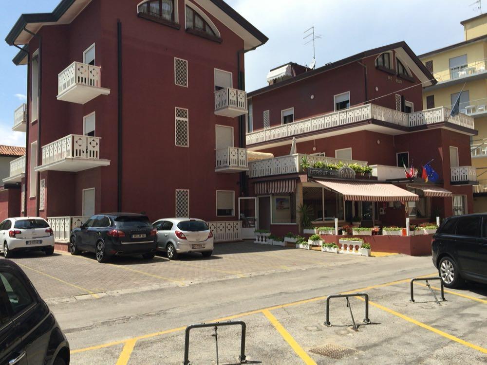 Hotel Malibran Lido di Jesolo Exterior foto